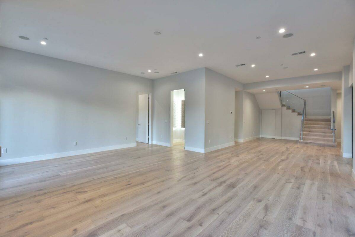 1669_Whitham_Ave_Los_Altos_CA-large-011-013-Family_Room_View-1500x1000-72dpi